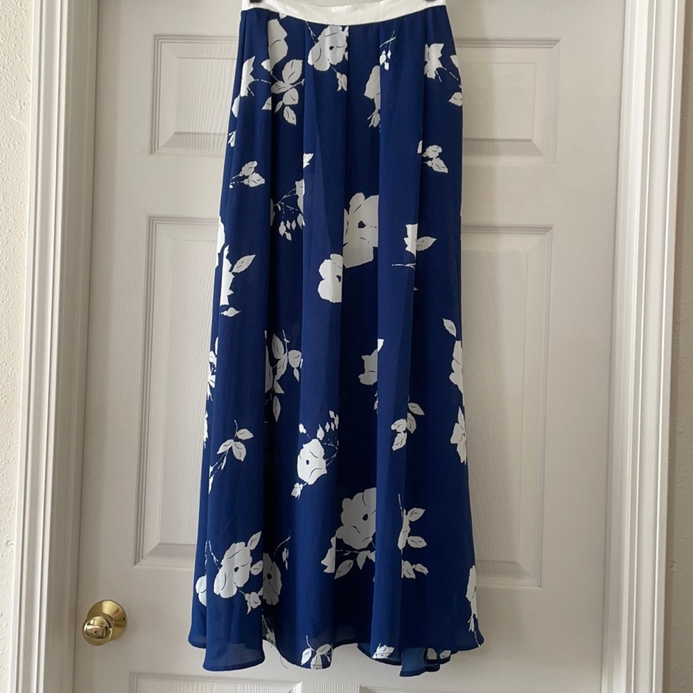 Maxi skirt